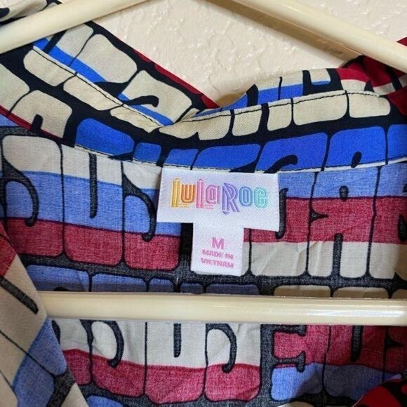 Lularoe Amy Americana Dolman Button down top - Picture 2 of 5